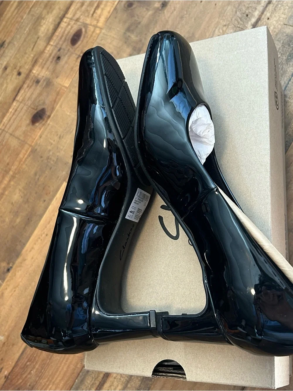 New Clarks Collection Pumps Kyndall Iris Black Patent Heels 7.5 M